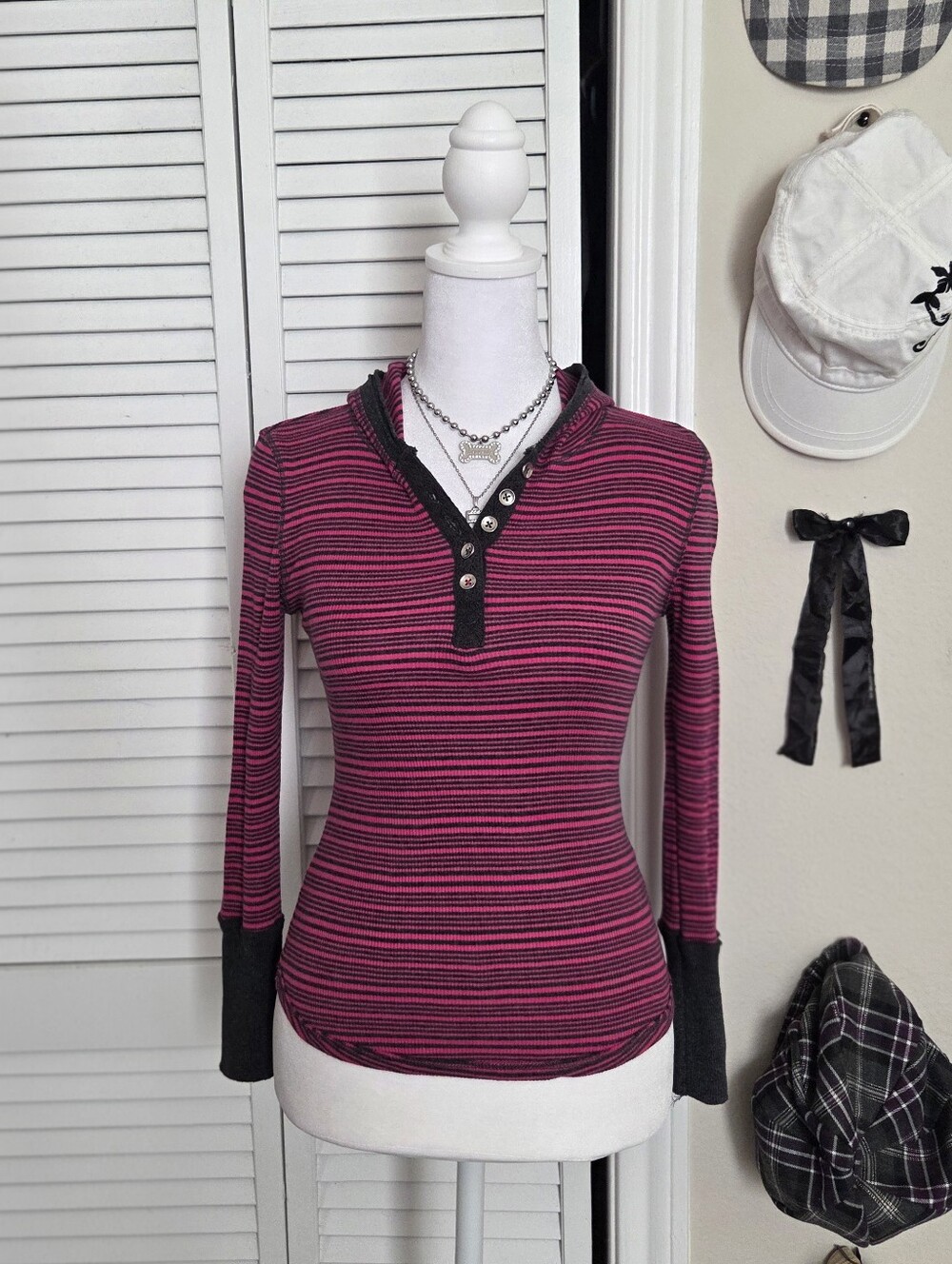 Epic Threads pink 2000s striped long sleeve top